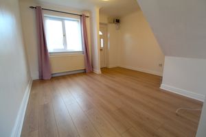 Living Room- click for photo gallery